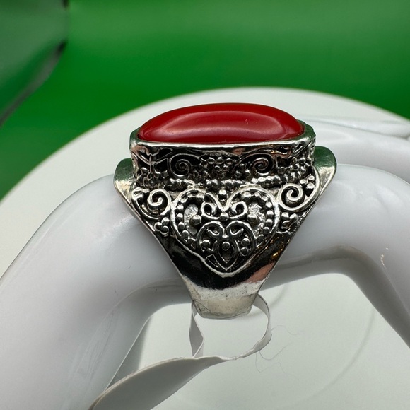 Stunning Bohemian Red Turquoise Oval Elongated Resin Gemstone Steel Alloy Ring - Picture 4 of 16